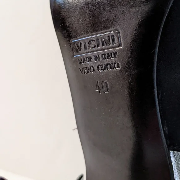 Giuseppe Zanotti Black Crystal Embellished Satin Slingback Pumps - Picture 12 of 16